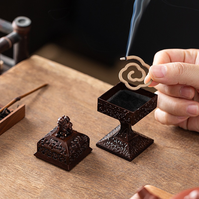 Подставка для благовоний из агарового дерева