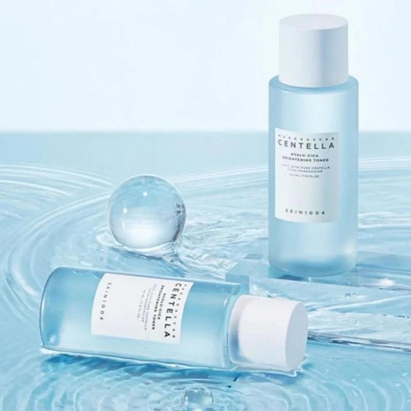 SKIN1004 Увлажняющий тонер для сияния кожи / SKIN1004 Madagascar Centella Hyalu-Cica Brightening Toner, 210 мл SKIN1004 Увлажняющий тонер для сияния кожи / SKIN1004 Madagascar Centella Hyalu-Cica Brightening Toner, 210 мл