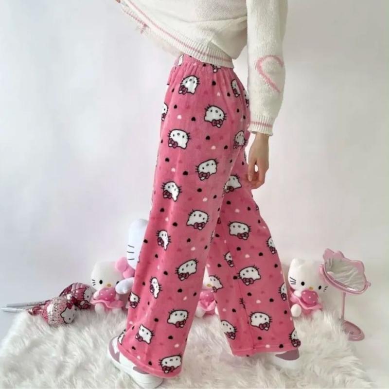 Теплая  пижама из флиса кораллового цвета Теплая  пижама из флиса кораллового цвета
